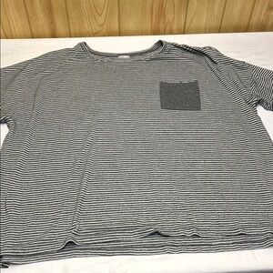 Secret Treasures Gray Short Sleeve sleep Tee